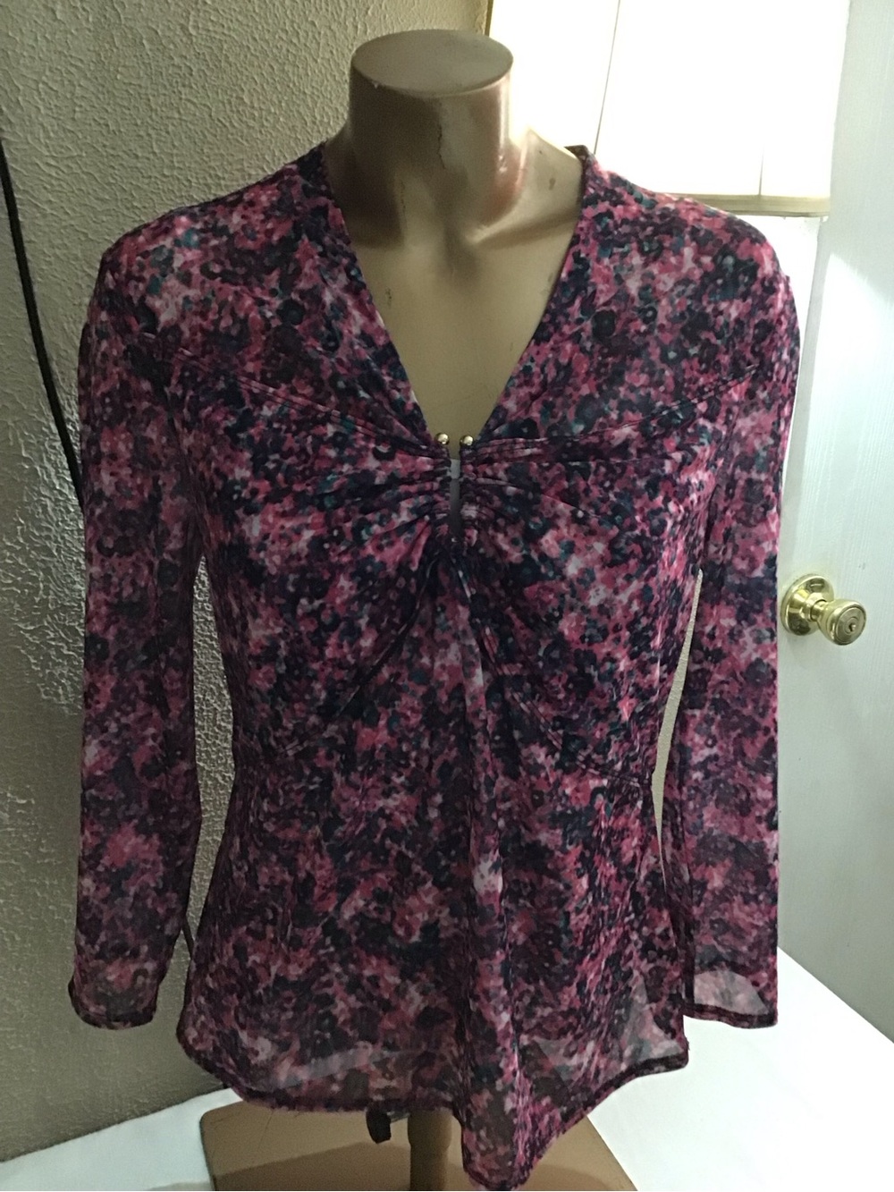 BOLD elements Pink Floral Ruched V-Neck Long Sleeve Top